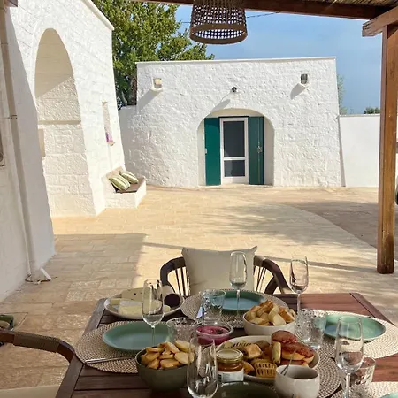 Trulli Samadhi بيت ضيافة 3*